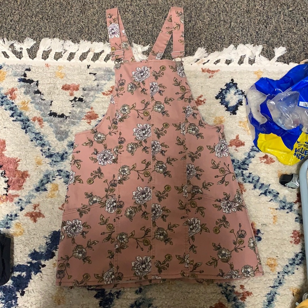 No boundaries overall dress size M (7-9)